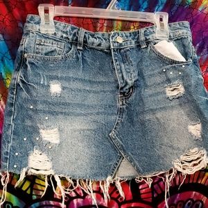 Women's distressed jean skirt